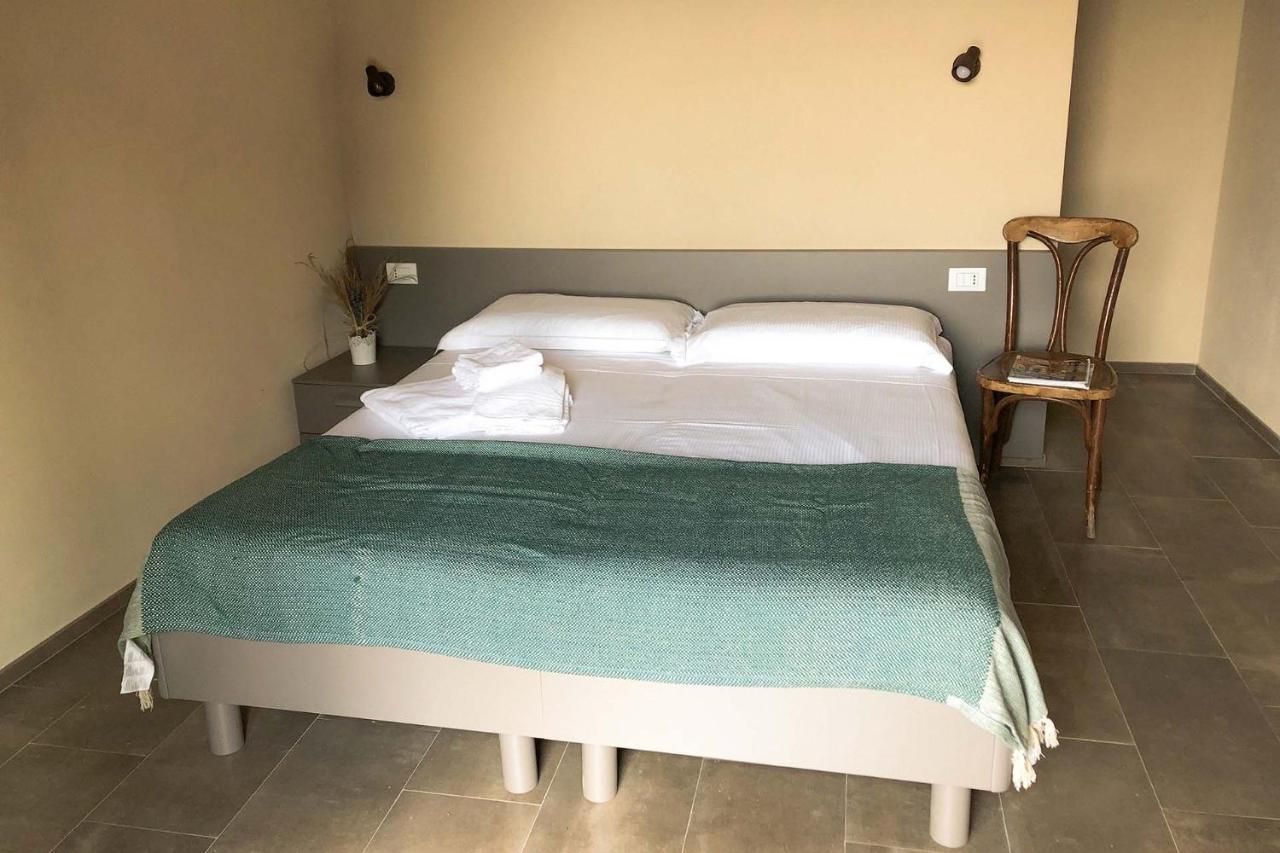 Agriturismo Cascina Cornelli サッセッロ エクステリア 写真
